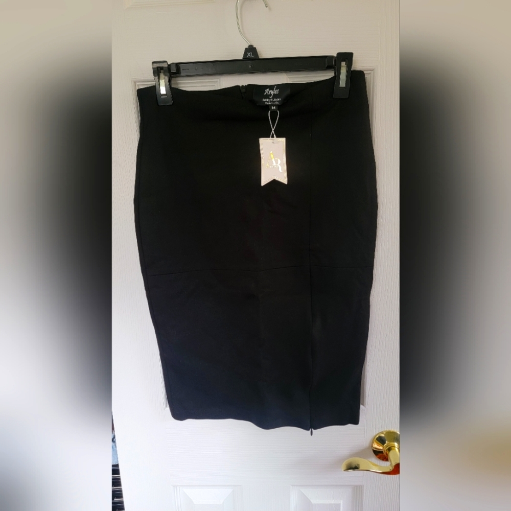 AR'Ryles Black Pencil Skirt Size M